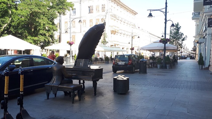 Ulica Piotrkowska — Fortepian Rubinsteina, Łódź